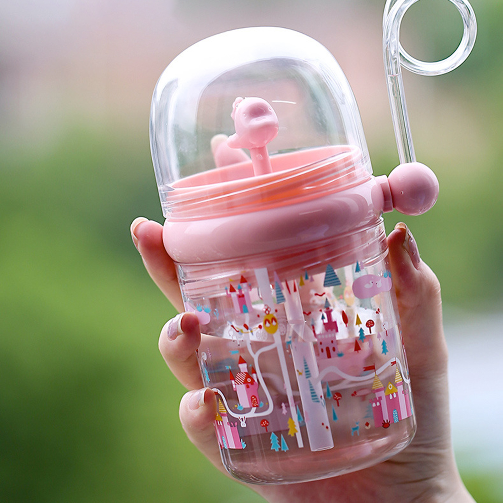 Water Cup Drop Proof Strap Design Plastic Whale Spray Drinking Cup for Children